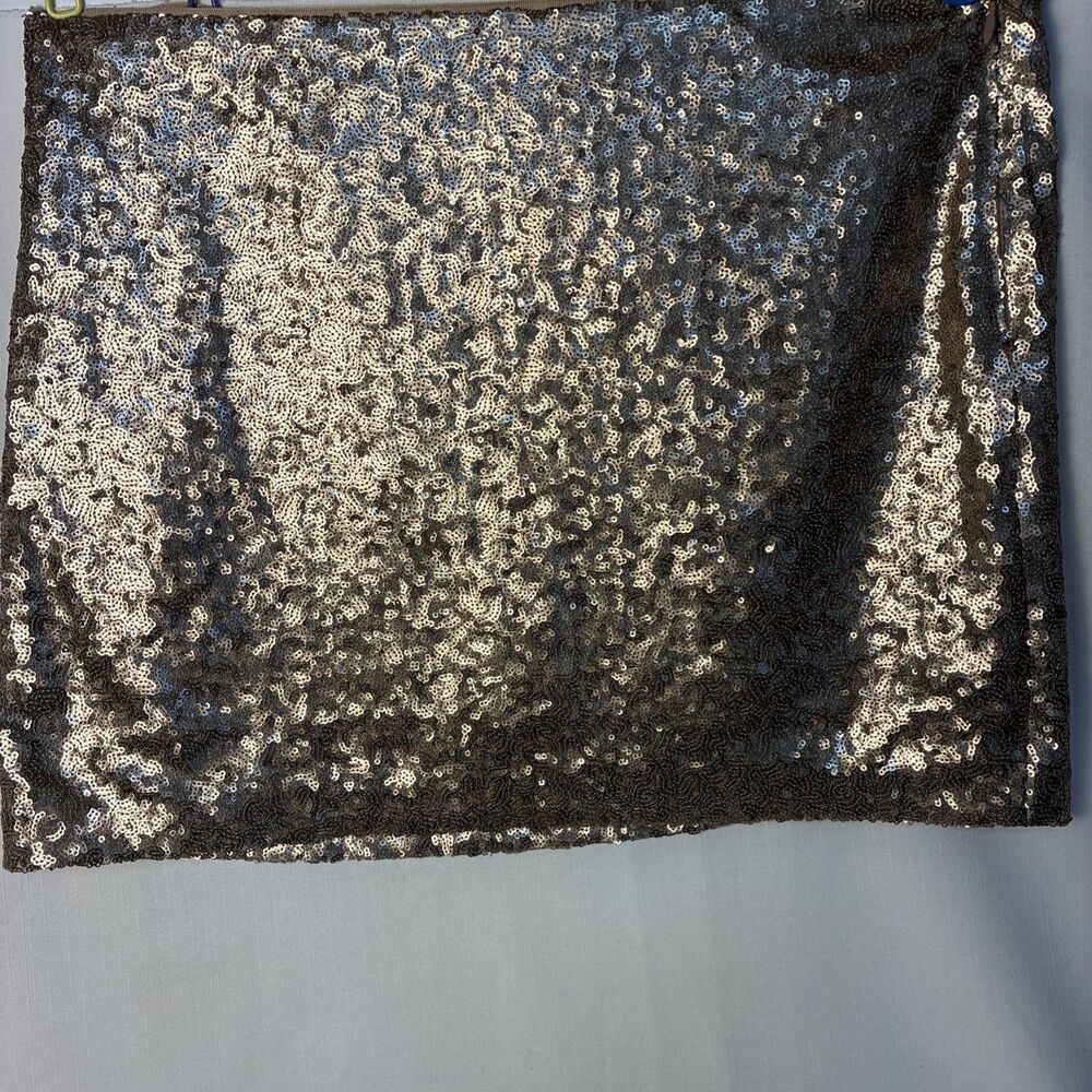 Gap Gold Sequin Glittery Mini Skirt- Size 10 holiday new year date night